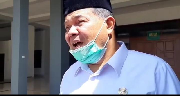 Bupati Bandung Barat Menangis Tersedu Melihat Masjid Agung ...