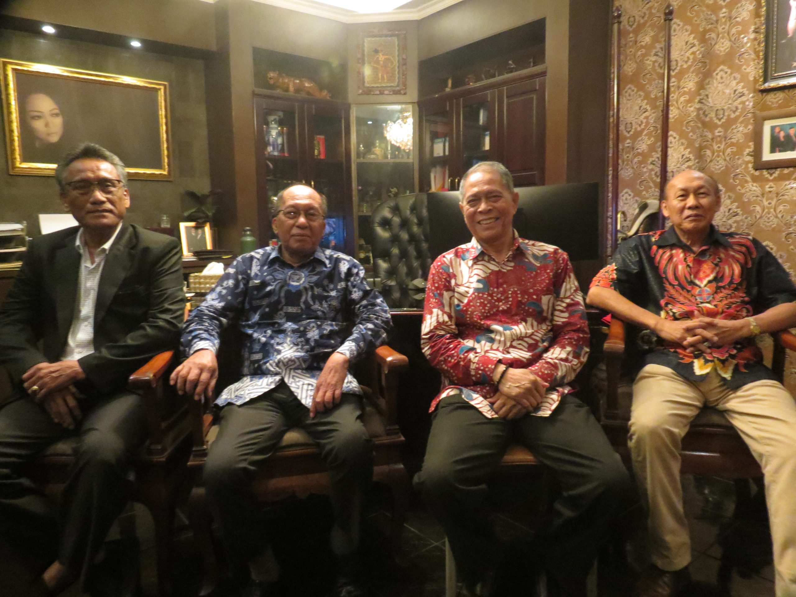 “KERUNTUHAN PROFESI ADVOKAT” : Kriminalisasi Advokat Hendra Sianipar